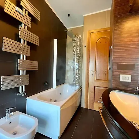 Superb Flat In A Quiet Area Of Rome, Terrace Appartement